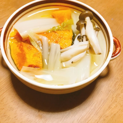 白菜とかぼちゃのコンソメスープ